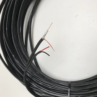 coax kabel met 2 voedingsaarders